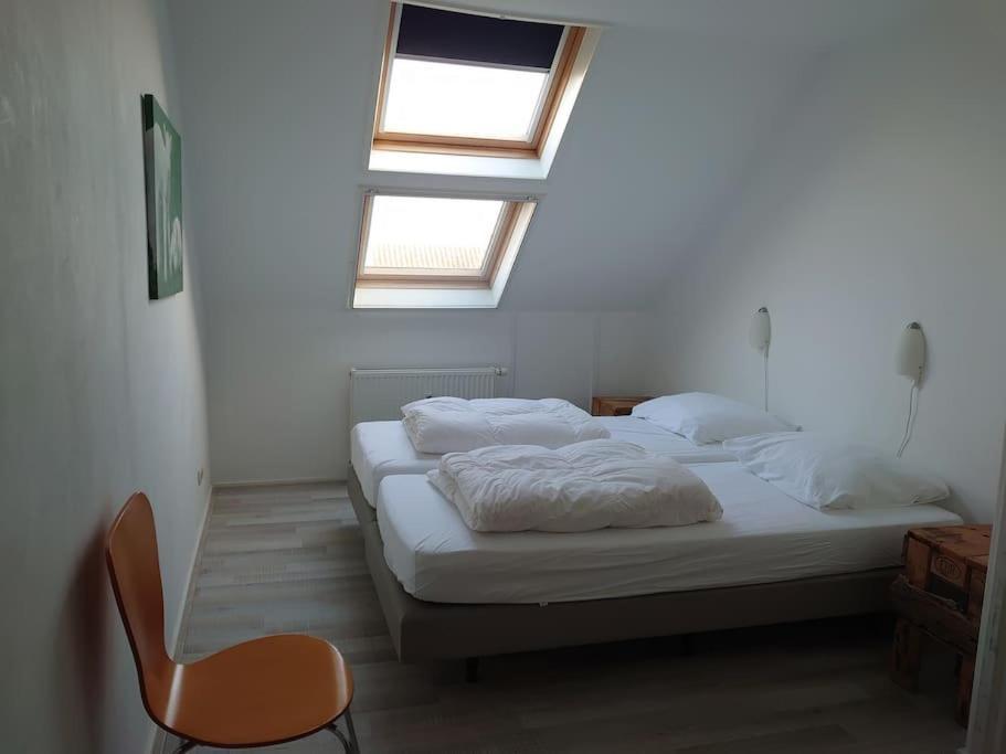 De Oostkamer; Eiland Appartement Naast Natuurgebied Boschplaat Oosterend  Eksteriør billede